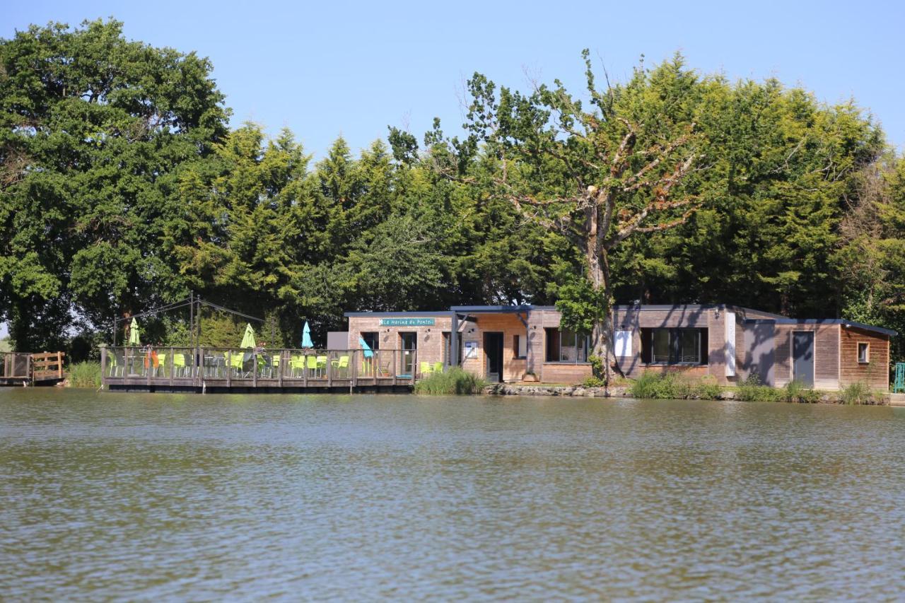 Village Flottant De Pressac Exterior photo
