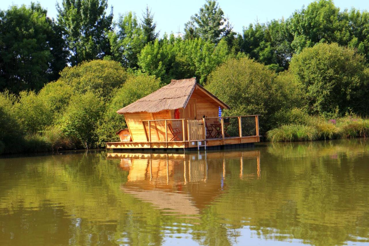 Village Flottant De Pressac Exterior photo